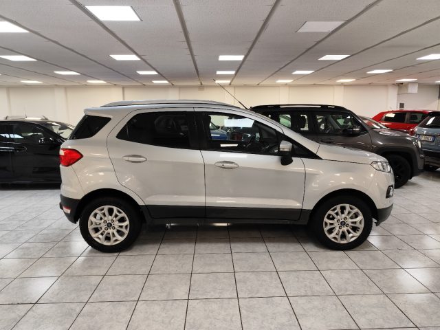 FORD EcoSport usata, con Autoradio