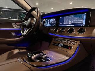 MERCEDES-BENZ E 220 usata, con Cronologia tagliandi