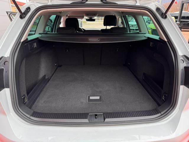VOLKSWAGEN Passat Variant usata, con Boardcomputer