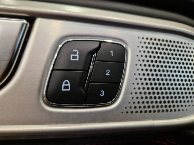 FORD Explorer usata, con Leve al volante