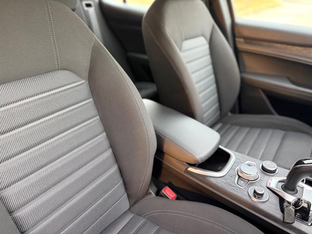 ALFA ROMEO Stelvio usata, con Touch screen