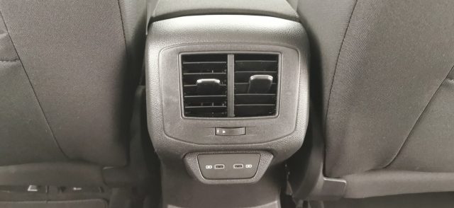 VOLKSWAGEN T-Roc usata, con Riconoscimento dei segnali stradali