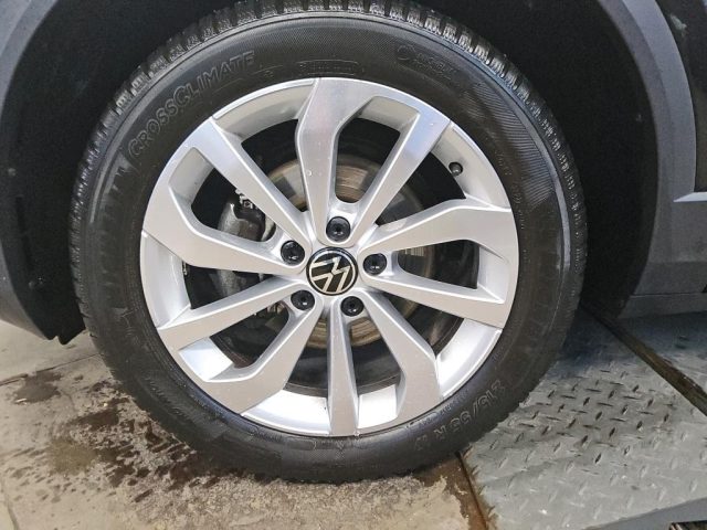 VOLKSWAGEN T-Roc usata, con Alzacristalli elettrici