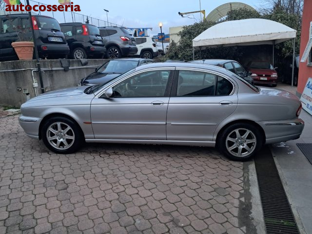 JAGUAR X-Type usata 2