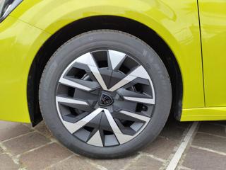 PEUGEOT 208 usata, con USB