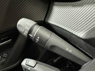 PEUGEOT 2008 usata 26