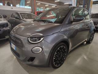 FIAT 500e Berlina 42 kWh La Prima