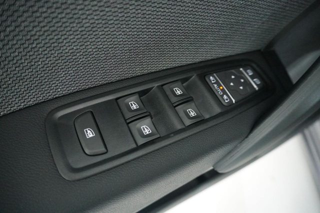 RENAULT Kangoo usata, con Sistema di navigazione