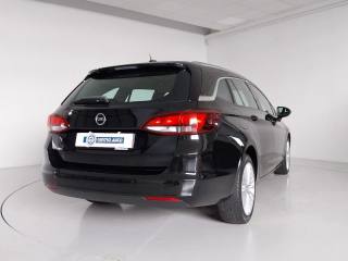 OPEL Astra usata, con Sedile posteriore sdoppiato