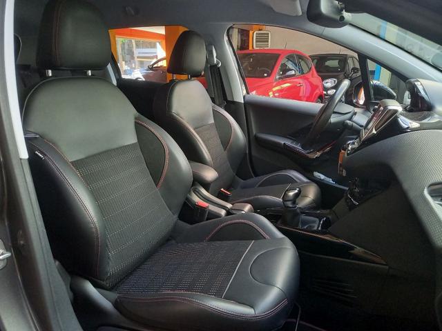 PEUGEOT 2008 usata, con Fendinebbia