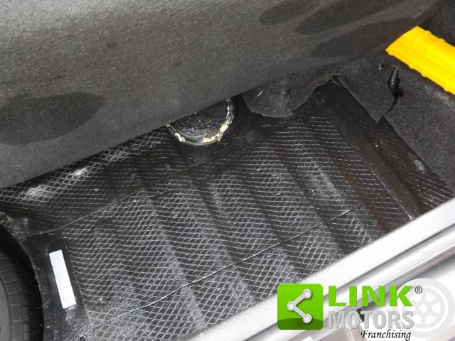 ALFA ROMEO 75 usata 23