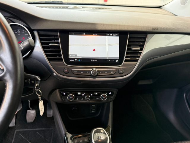 OPEL Crossland X usata, con Controllo automatico clima