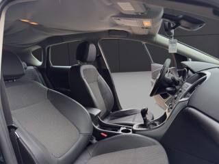 OPEL Astra usata, con Specchietti laterali elettrici