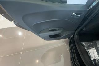 RENAULT Clio usata, con Volante in pelle