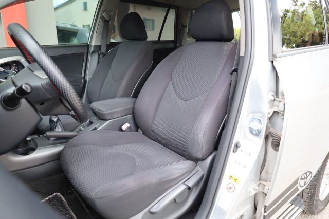 TOYOTA RAV 4 usata, con Ruota di riserva