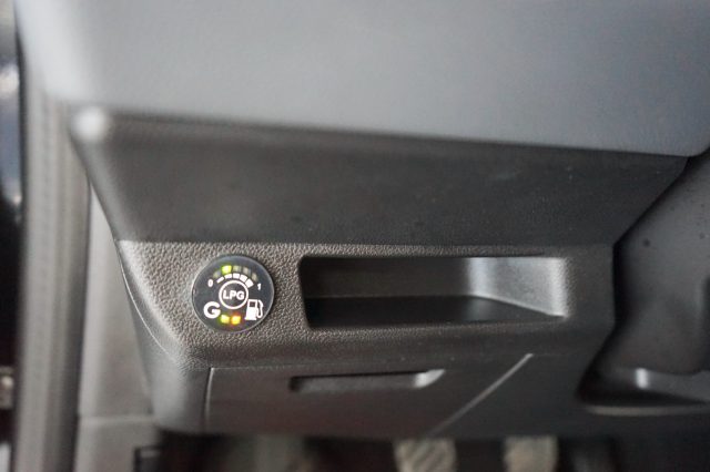 RENAULT Clio usata, con Servosterzo