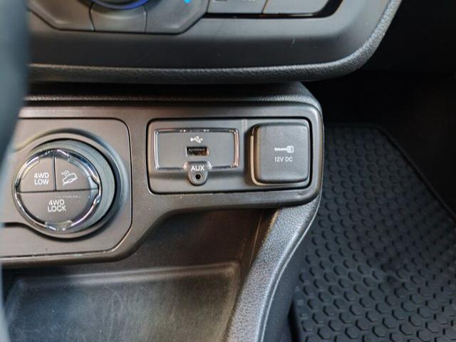 JEEP Renegade usata, con Adatto a portatori di handicap