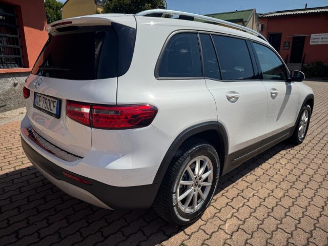 MERCEDES-BENZ GLB 200 usata, con Alzacristalli elettrici