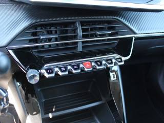 PEUGEOT 2008 usata, con Sistema di riconoscimento della stanchezza