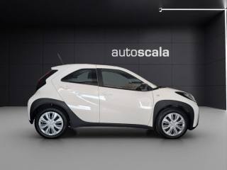 TOYOTA Aygo X usata, con Boardcomputer
