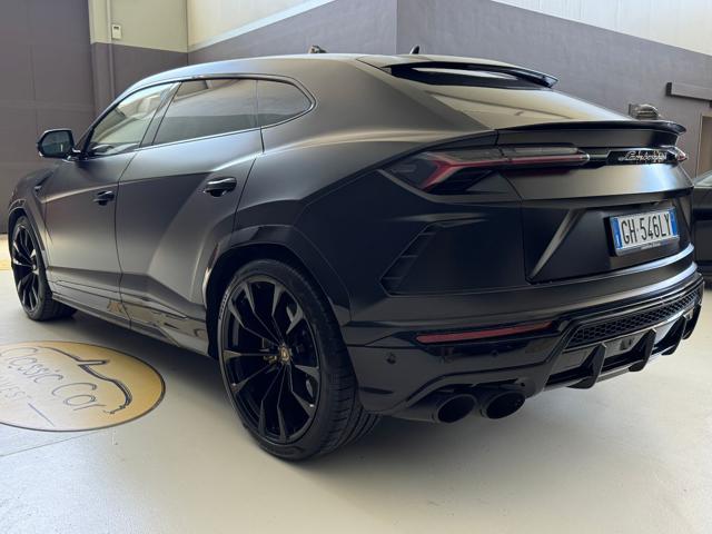 LAMBORGHINI Urus usata, con Autoradio