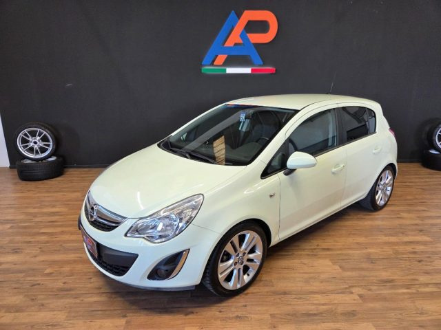 OPEL Corsa usata, con Airbag