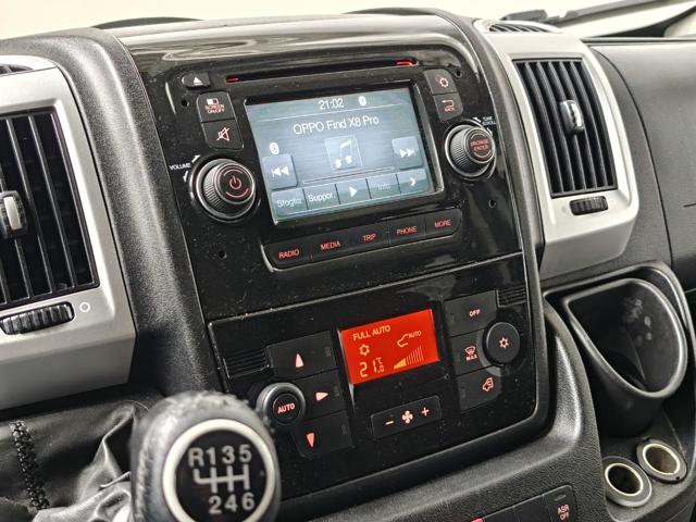 PEUGEOT Boxer usata, con USB