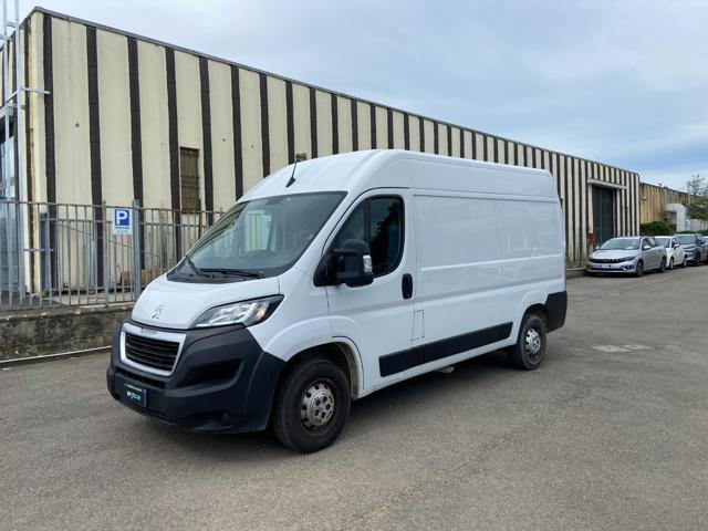 PEUGEOT Boxer usata, con ABS
