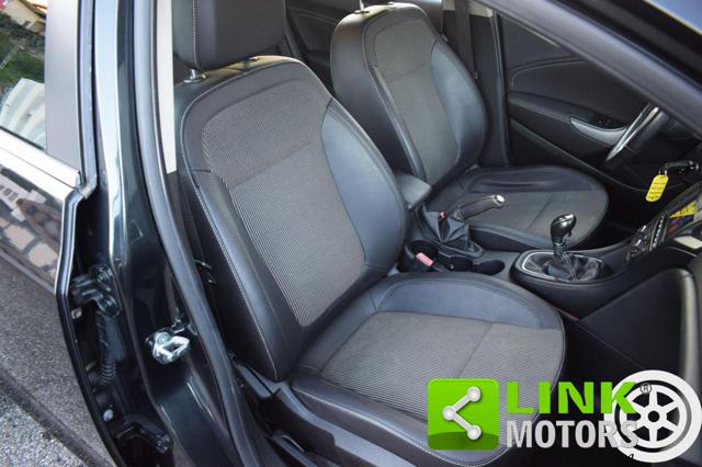 OPEL Astra usata, con Autoradio