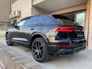 AUDI Q8 usata, con Boardcomputer