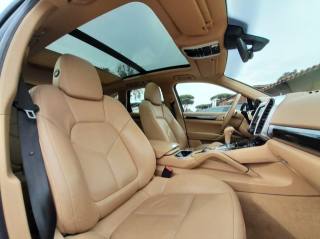 PORSCHE Cayenne usata, con Controllo trazione