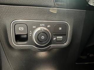 MERCEDES-BENZ GLA 200 usata, con Controllo elettronico della corsia