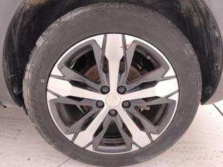 PEUGEOT 5008 usata, con Leve al volante