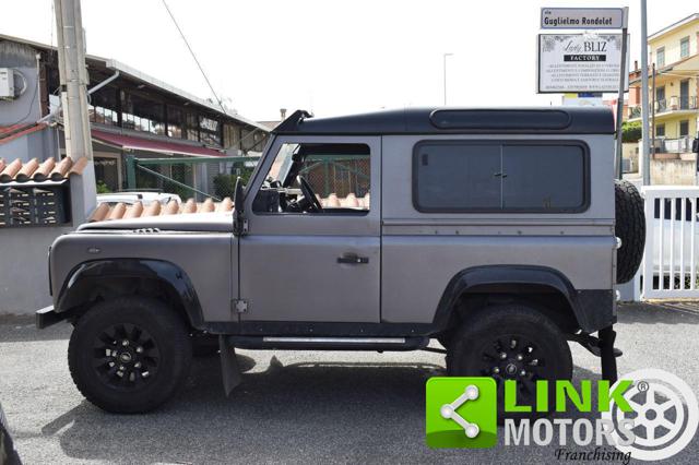 LAND ROVER Defender usata 5