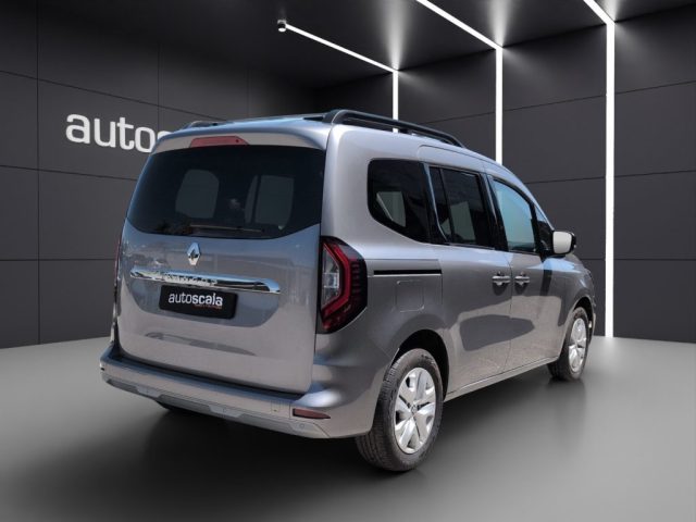RENAULT Kangoo usata, con Autoradio