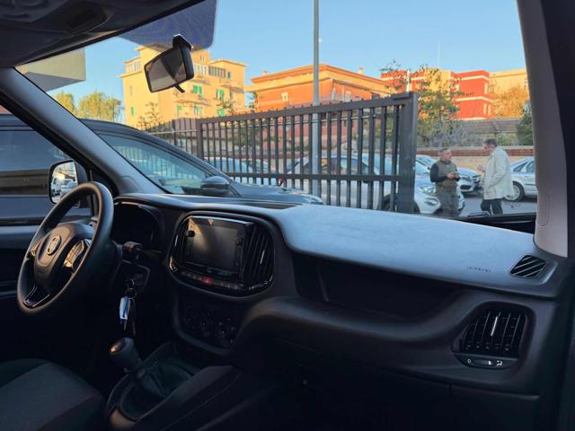 FIAT Doblo usata, con Sedile posteriore sdoppiato