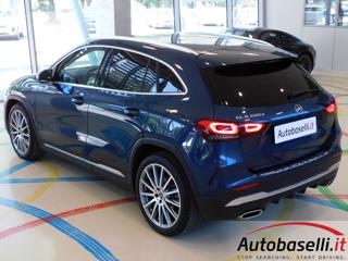MERCEDES-BENZ GLA 220 usata, con Autoradio digitale
