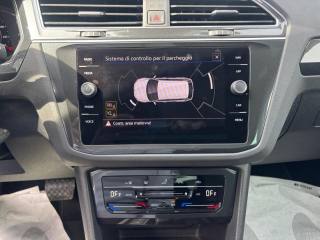 VOLKSWAGEN Tiguan usata, con Leve al volante