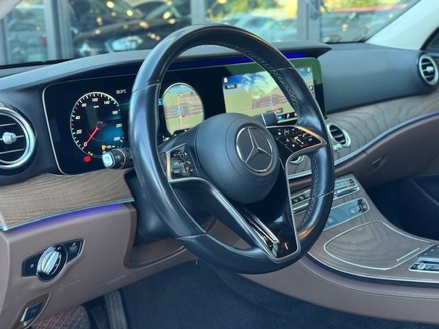 MERCEDES-BENZ E 220 usata, con Chiusura centralizzata