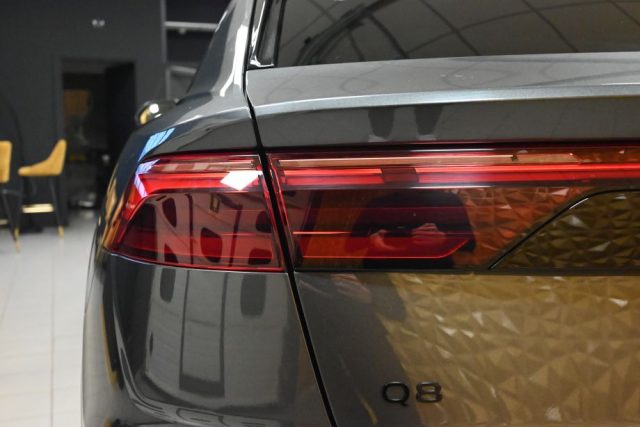 AUDI Q8 usata 19