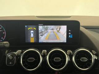 MERCEDES-BENZ GLA 220 usata, con Fari LED