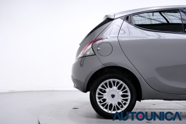 LANCIA Ypsilon usata 44