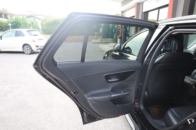 MERCEDES-BENZ C 200 usata 143