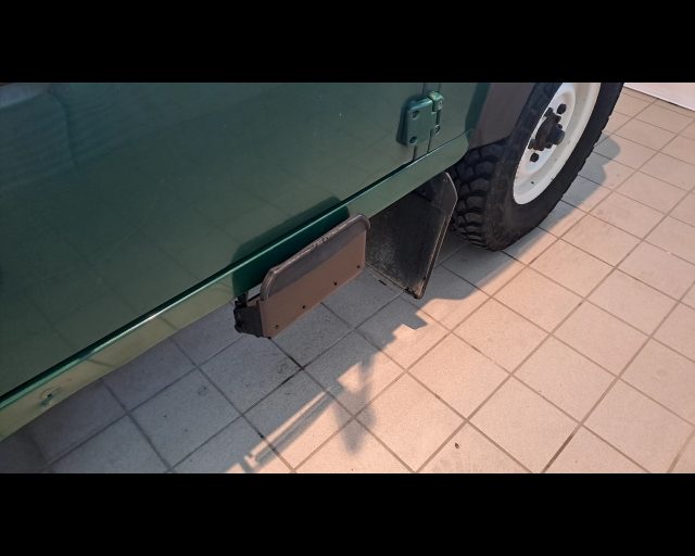 LAND ROVER Defender usata 17