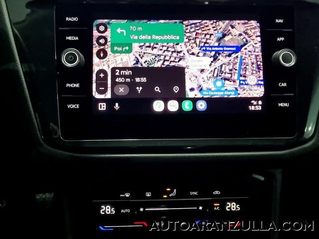 VOLKSWAGEN Tiguan usata, con Park Distance Control