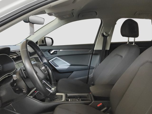 AUDI Q3 usata 8