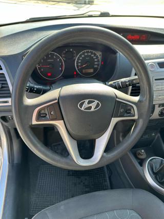 HYUNDAI i20 usata 13