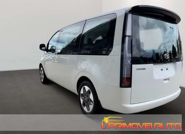 HYUNDAI Staria usata, con Climatizzatore