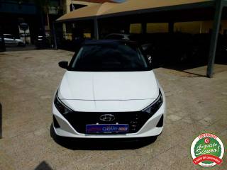 HYUNDAI i20 usata, con Airbag