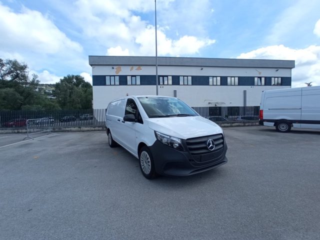 MERCEDES-BENZ Vito usata, con Airbag